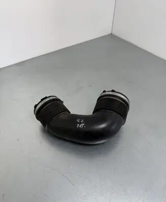 Audi Q7 4M Air intake duct part 059129616B