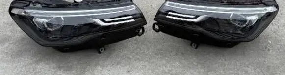Volkswagen Tiguan Headlights/headlamps set 0301132232AD 571941006B 571941005B