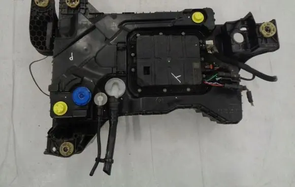 Citroen C5 Aircross AdBlue liquid reservoir 