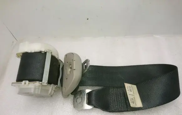 Toyota Corolla Verso AR10 Third row seat belt 735600F010C0 H073801