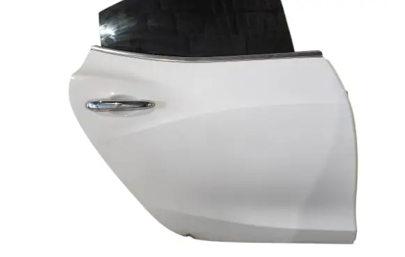 Maserati Ghibli Rear door 
