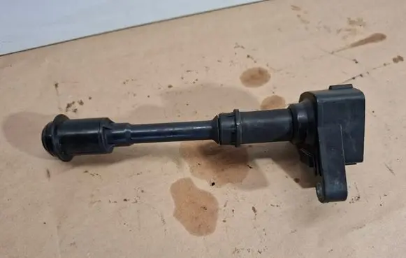 High voltage ignition coil