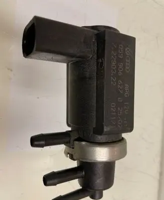 Audi A6 S6 C5 4B Turbo solenoid valve 059906627B 72290322