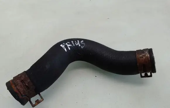 Toyota Prius (NHW20) Engine coolant pipe/hose