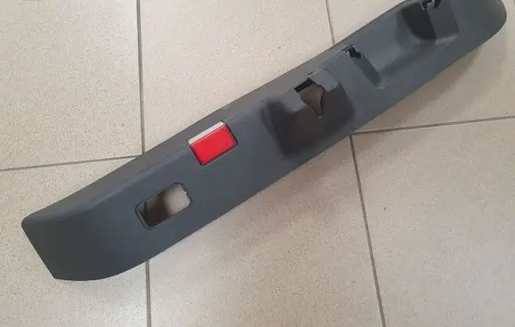 Mercedes-Benz CLS C218 X218 Tailgate trim A2187400072