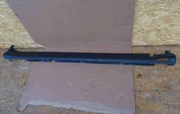 BMW X3 G01 Foot area side trim 7400676