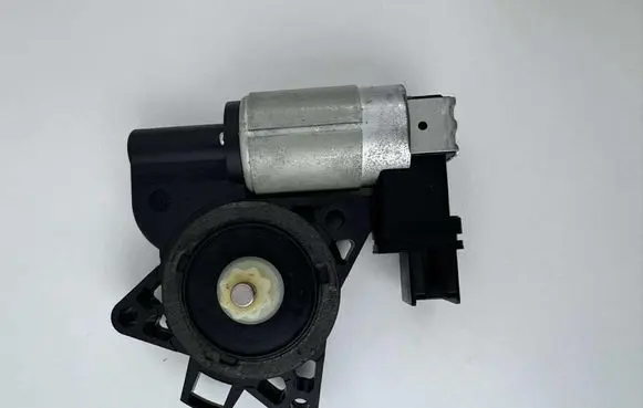 Mazda 6 Rear door window regulator motor G22C5958X