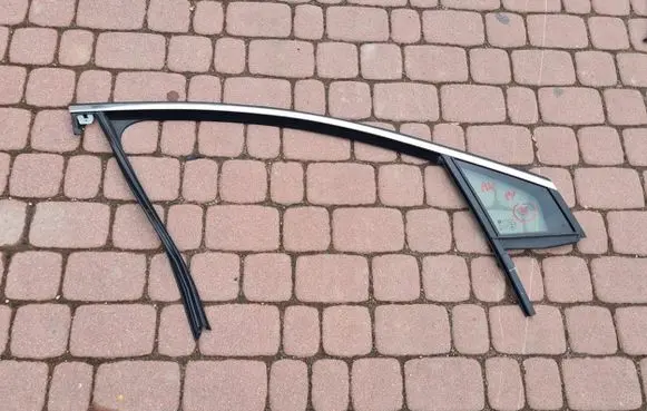 Opel Astra K Sliding door window/glass 