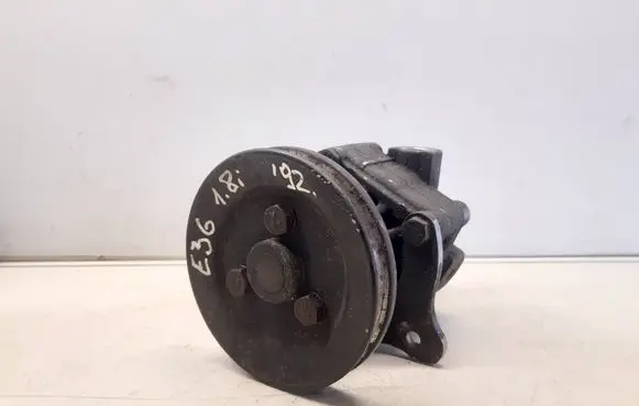 BMW 3 E36 Power steering pump 1141039 5629348 7681955231