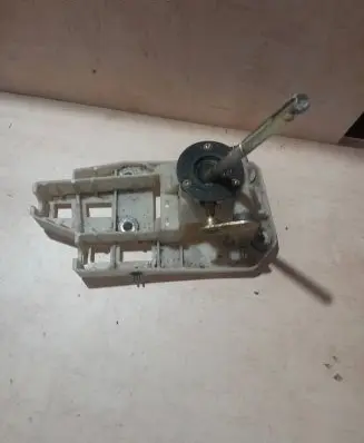 Volvo V70 Gear shifter/selector 8028100061