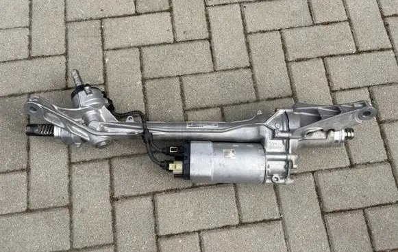 Land Rover Defender Steering rack L8B23200AL
