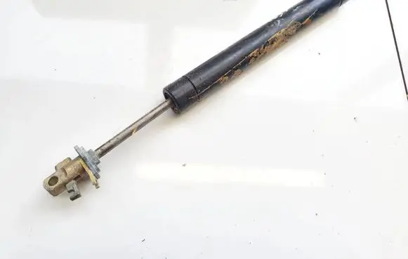 Audi TT Mk1 Tailgate/trunk strut/damper
