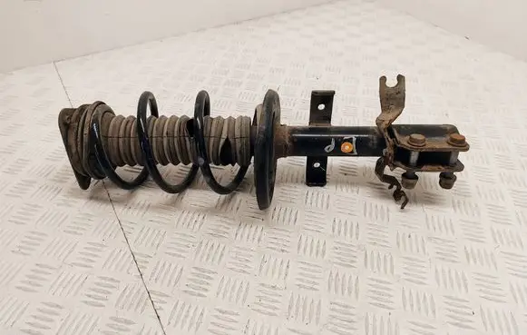 Renault Clio IV Front shock absorber with coil spring 