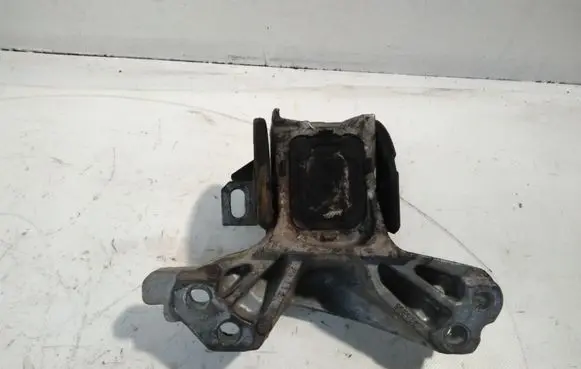 Peugeot 407 Engine mount bracket 326B95