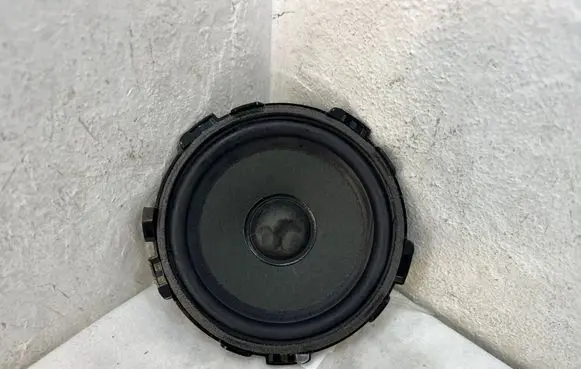 Mercedes-Benz GLC C253 Panel speaker A2058201002