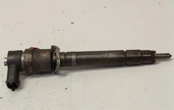 Volvo XC90 Fuel injector 0445110251 30750283