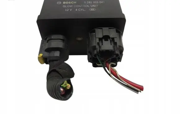 Opel Combo D Glow plug pre-heat relay 55203394