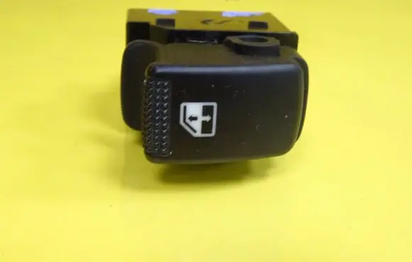 KIA Sorento Electric window control switch