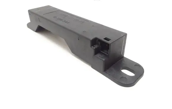 Mercedes-Benz C W205 Keyless (KESSY) go control unit/module A1668200075