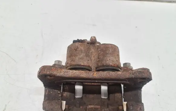 Mazda CX-7 Front brake caliper K0089