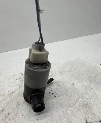 Toyota Auris 150 Windscreen/windshield washer pump