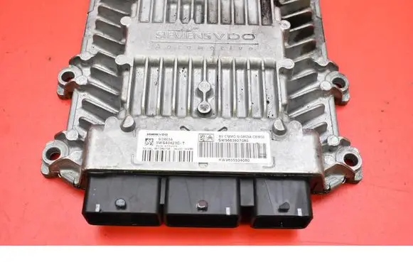 Peugeot 407 Engine control unit/module ECU 9663607080