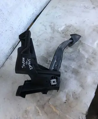 Volkswagen Touran III Brake pedal 5q1723058bp