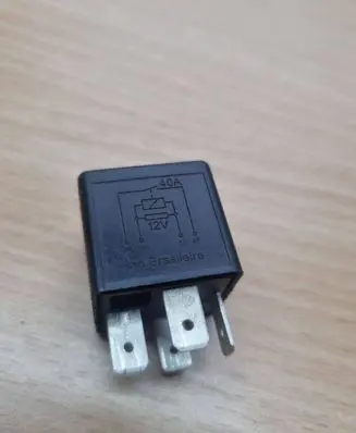 Volkswagen Fox Other relay 377937503A V23134B52X363