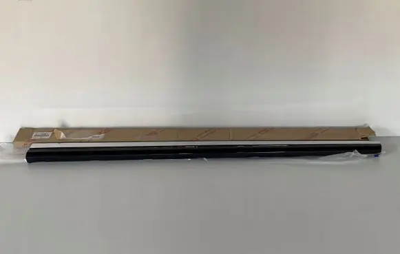 Lexus LS 460 - 600H Front door trim (molding) 600HL
