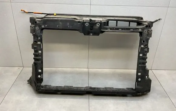 Volkswagen Jetta VI Radiator support slam panel 5C6805594B