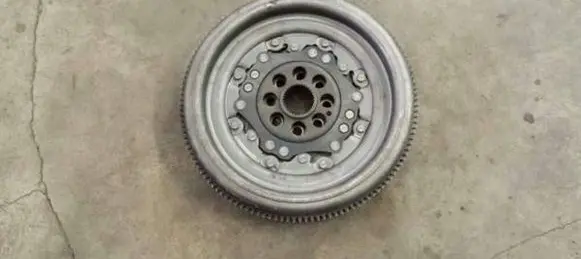 Audi TT TTS RS Mk3 8S Dual mass flywheel 06J105266T