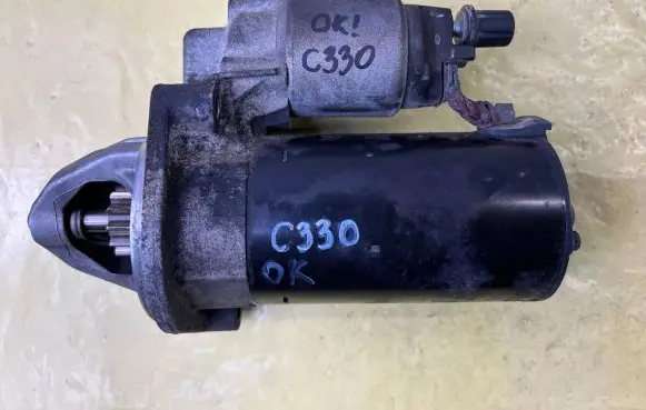 Mercedes-Benz C W204 Starter motor A0061512501