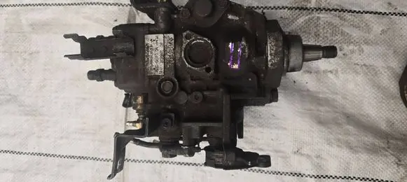 Isuzu Trooper Fuel injection high pressure pump 104740