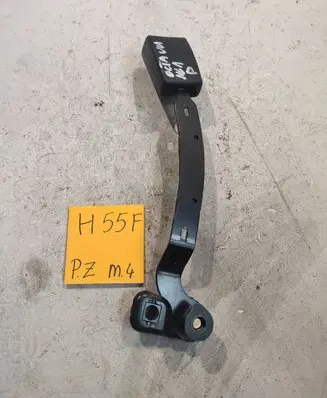 Skoda Octavia Mk1 (1U) Front seatbelt buckle 1Z0857730
