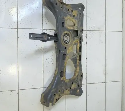 Seat Leon (5F) Front subframe