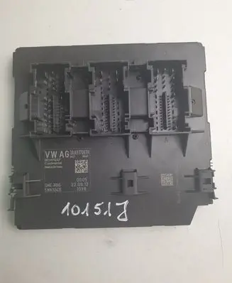 Volkswagen PASSAT B7 Comfort/convenience module 3AA937087H