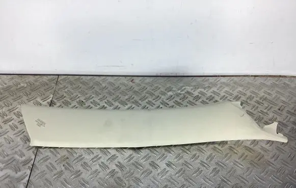 Lexus CT 200H Other sill/pillar trim element 6221076010