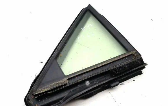 Toyota RAV 4 (XA50) Front door vent window glass four-door 