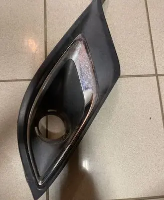 Dodge Durango Front fog light trim/grill 088871124 65551