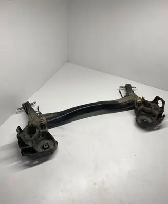 Peugeot 5008 II Rear axle beam 