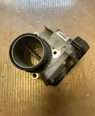 Nissan Qashqai Throttle valve 8200987453 116003301