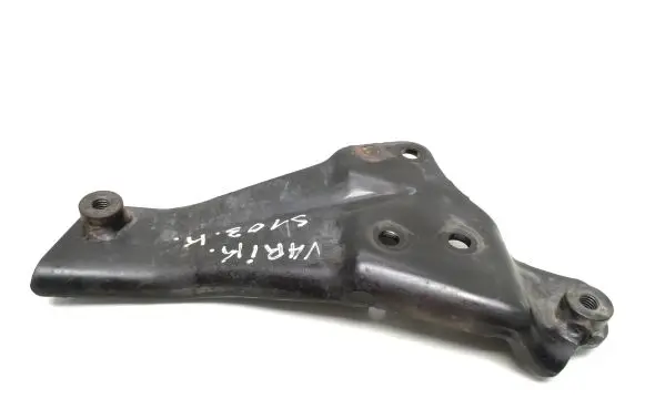 Nissan Pathfinder R51 Engine mounting bracket