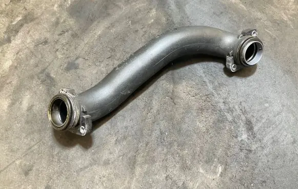 Volvo XC90 Intercooler hose/pipe 31492219