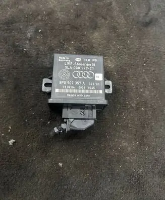 Audi A6 S6 C6 4F Light module LCM 8P0907357A 5LA00837921