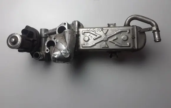 Volkswagen Scirocco EGR valve 03L131512C