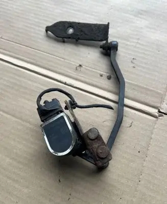 Volvo XC60 Headlight/headlamp level sensor 31429141 201407031658