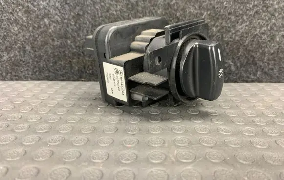 Mercedes-Benz A W169 Light switch 1695452204