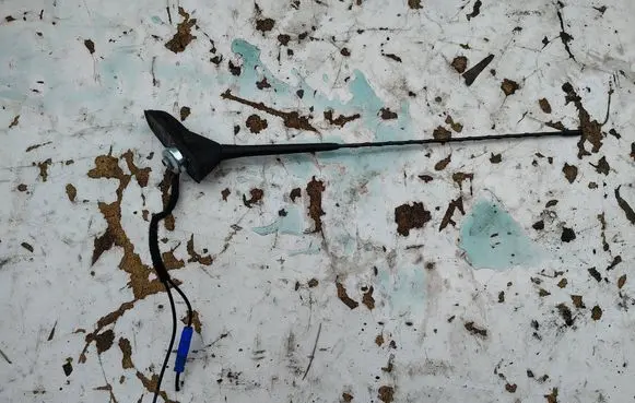 Peugeot 208 I Radio antenna 9801610880