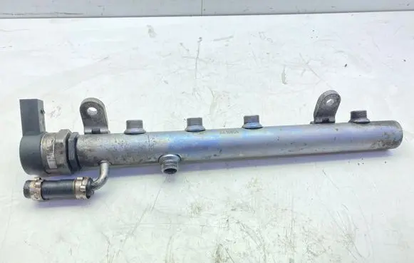 Mercedes-Benz E W212 Fuel main line pipe A6420700495 0701400604