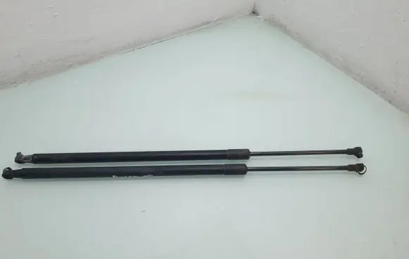 Nissan Note (E11) Tailgate/trunk strut/damper 9282UT0435N